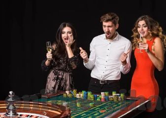 手机棋牌炸金花漏洞-手机棋牌炸金花漏洞，游戏安全与个人隐私的警钟